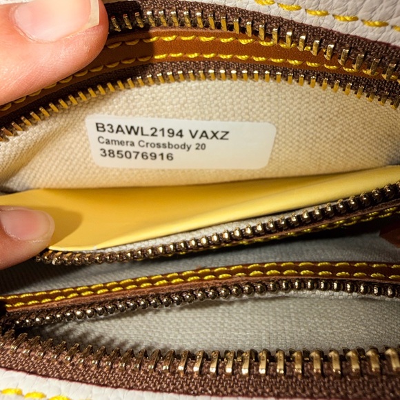 Dooney and Bourke 3.0 All Weather Leather Camera Bag - Picture 5 of 12